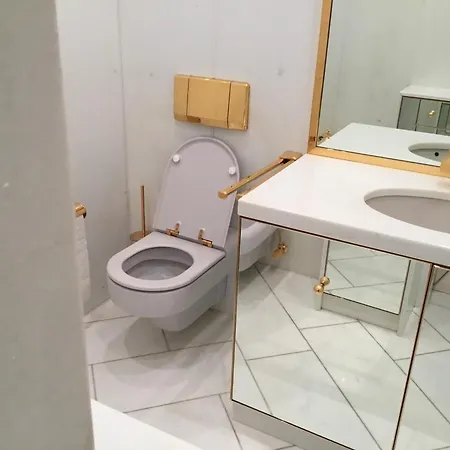 Suite Home 아파트 *